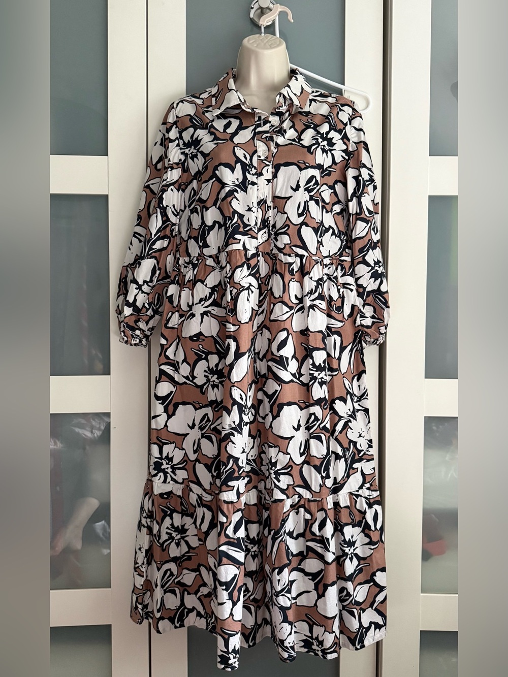 Cynthia Rowley Brown, White and Black Floral Tiered Midi Dress M